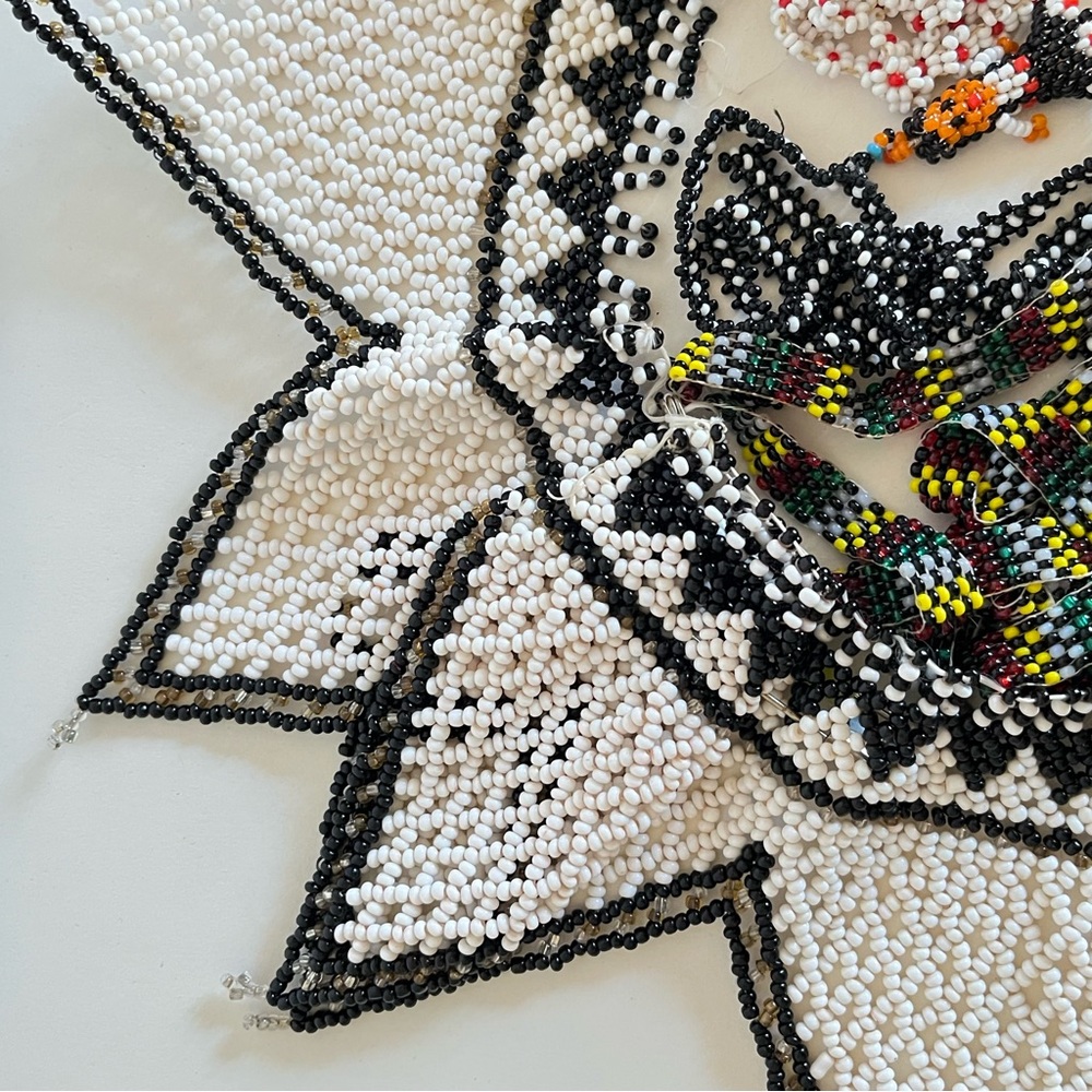 Beaded necklaces that need repair or for repurposing all damaged native seed - Picture 8 of 16